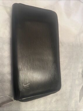 Louis Vuitton Black Textured Zip Tablet Folio Case